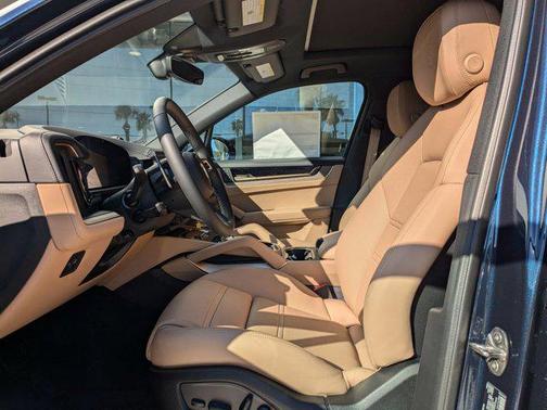 2025 Porsche Cayenne E-Hybrid