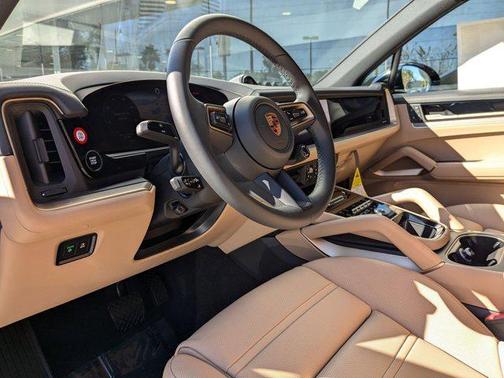 2025 Porsche Cayenne E-Hybrid