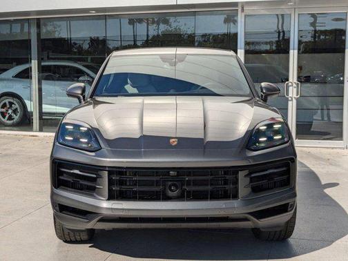 2025 Porsche Cayenne Cayenne