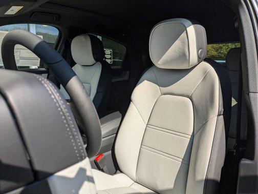 2025 Porsche Cayenne Cayenne