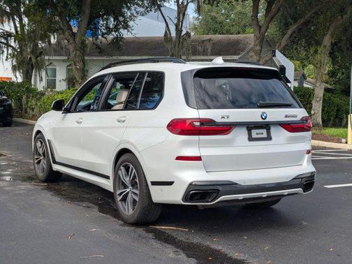 2020 BMW X7 M50i