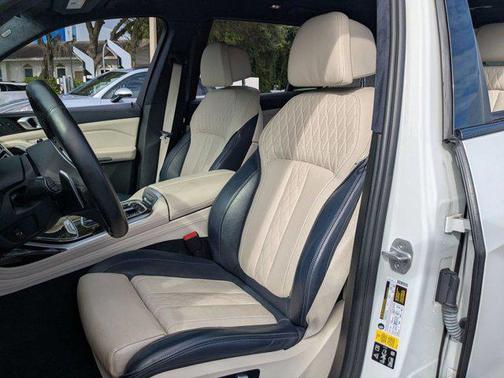 2020 BMW X7 M50i