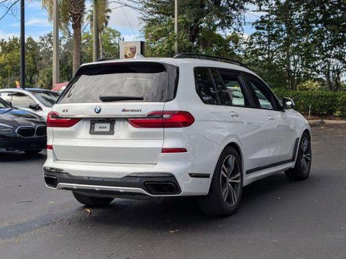 2020 BMW X7 M50i