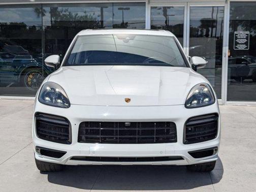 2021 Porsche Cayenne GTS