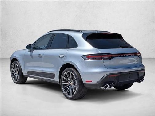 Dolomite Silver Metallic 2026 Porsche Macan Macan
