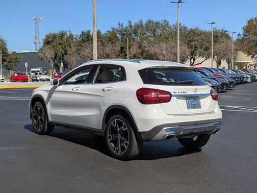 2019 Mercedes-Benz GLA 250 Base