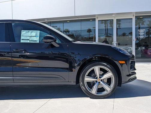 2024 Porsche Macan T