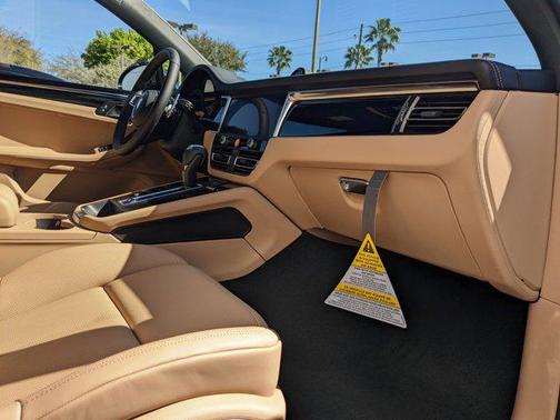 2024 Porsche Macan T