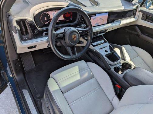 2024 Porsche Cayenne Cayenne