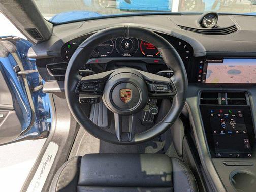2022 Porsche Taycan Turbo