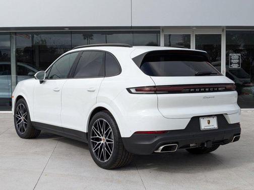 2025 Porsche Cayenne Cayenne