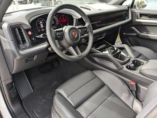 2025 Porsche Cayenne Cayenne