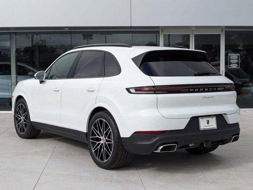 2025 Porsche Cayenne Cayenne