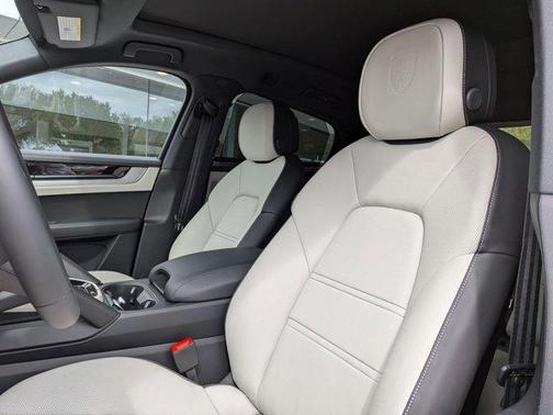 Chalk 2026 Porsche Cayenne Cayenne E-Hybrid