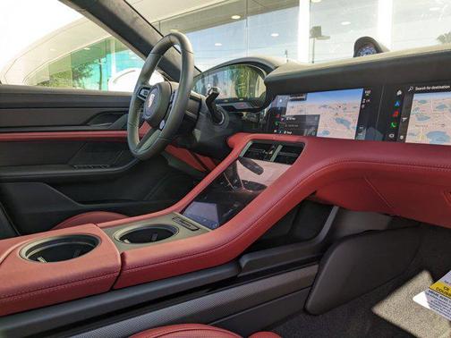 2024 Porsche Taycan Turbo S