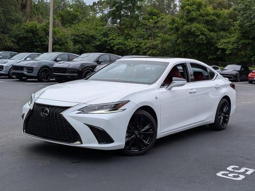 Ultra White 2024 Lexus ES 300h F SPORT Handling