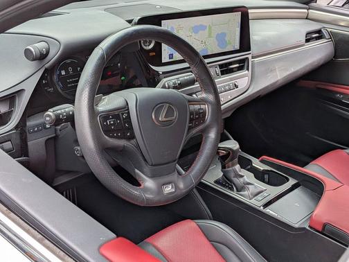 Ultra White 2024 Lexus ES 300h F SPORT Handling