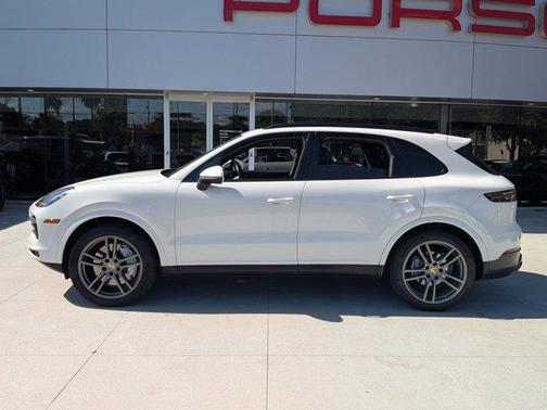 2022 Porsche Cayenne Cayenne