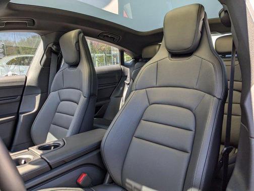 2024 Porsche Taycan 4S