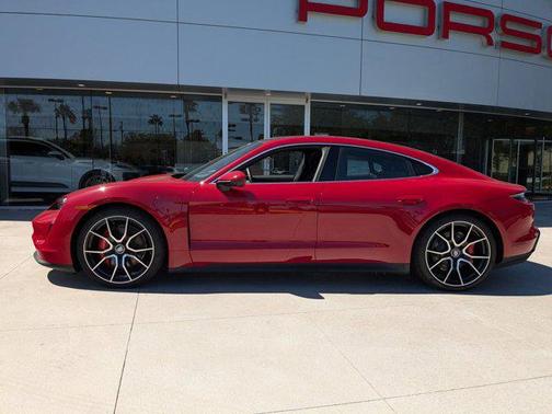 2024 Porsche Taycan 4S