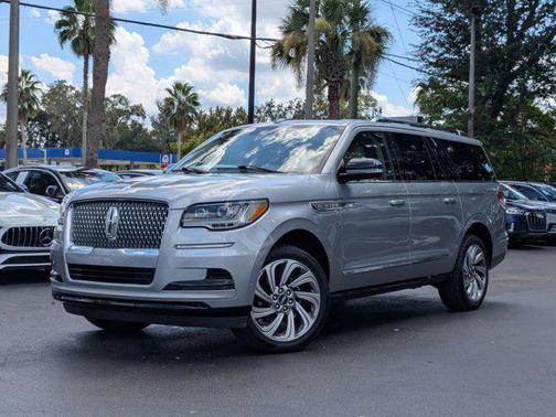 2023 Lincoln Navigator Reserve