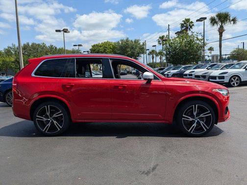 2019 Volvo XC90 T6 R-Design