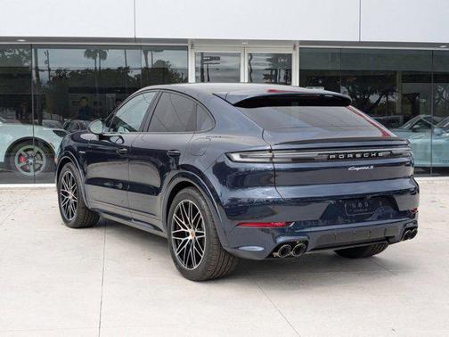 2025 Porsche Cayenne S