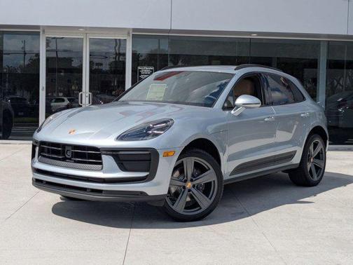 2026 Porsche Macan AWD