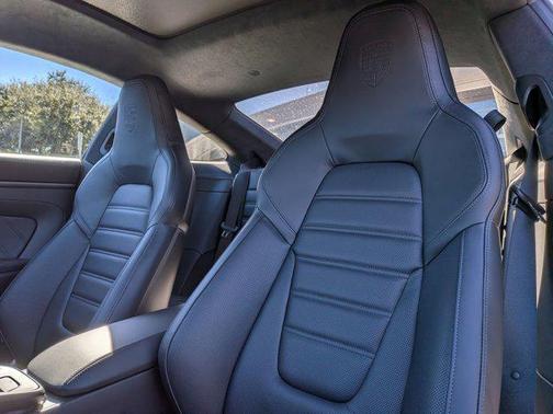 2026 Porsche 911 Carrera GTS