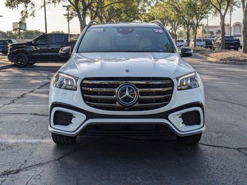 2025 Mercedes-Benz GLS 450 4MATIC