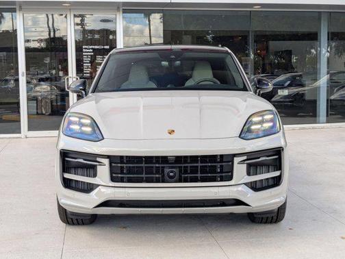 2026 Porsche Cayenne GTS