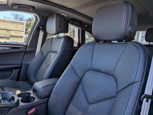 2026 Porsche Macan T