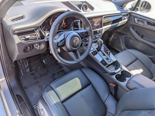 2026 Porsche Macan T