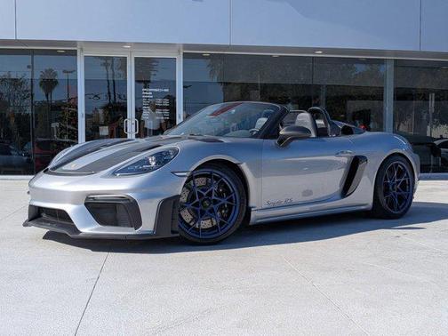 2025 Porsche 718 Spyder RS