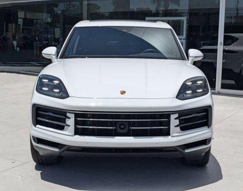 2024 Porsche Cayenne AWD