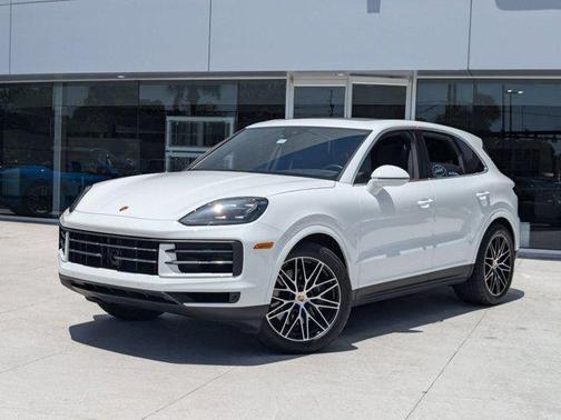 2024 Porsche Cayenne AWD