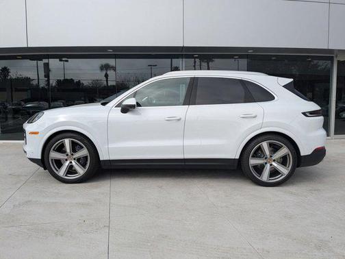 2025 Porsche Cayenne Cayenne