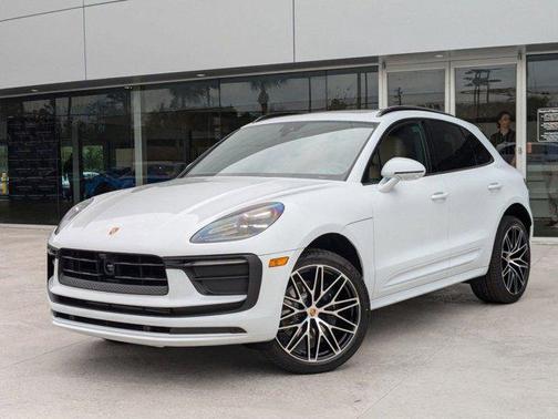 2025 Porsche Macan AWD