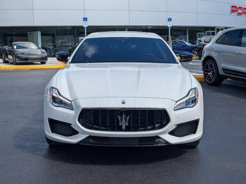 2024 Maserati Quattroporte Modena Ultima Q4