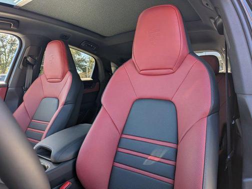 2026 Porsche Cayenne Cayenne S E-Hybrid