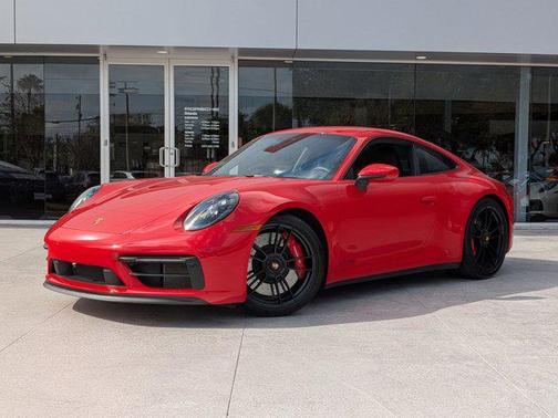 2022 Porsche 911 Carrera GTS