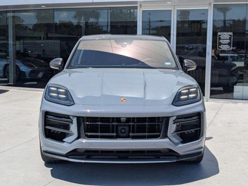 2024 Porsche Cayenne Turbo GT