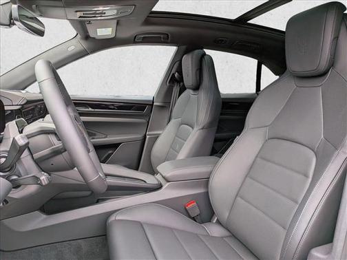 Ice Grey Metallic 2026 Porsche Macan Macan Electric