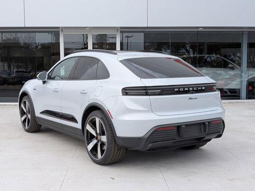 Ice Grey Metallic 2026 Porsche Macan Macan Electric