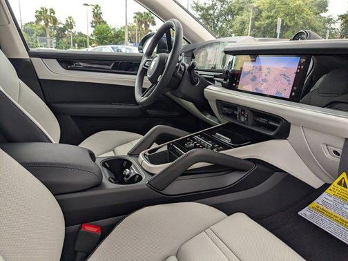 2025 Porsche Cayenne Cayenne