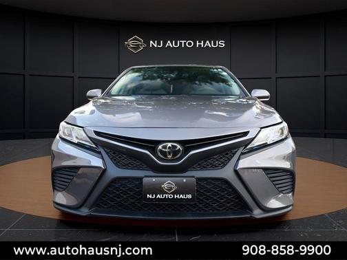 Predawn Gray Mica 2020 Toyota Camry SE