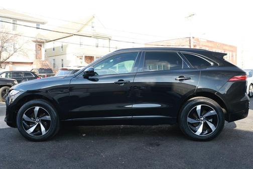 2024 Jaguar F-PACE P250 R-Dynamic S