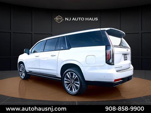 Crystal White Tri-Coat 2023 Cadillac Escalade ESV Sport