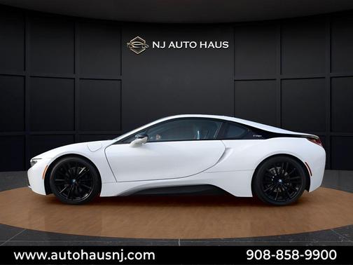 2019 BMW i8 Base