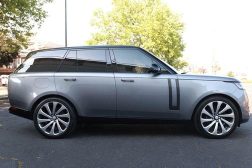 Eiger Grey 2023 Land Rover Range Rover P530 SE